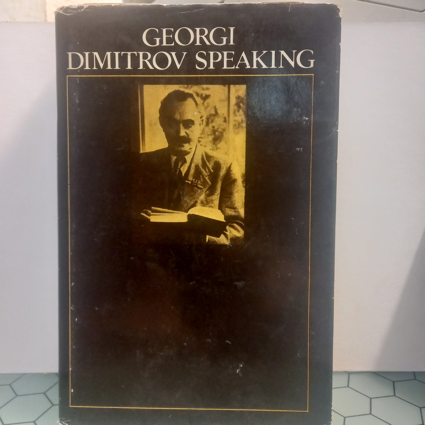 Georgi Dimitrov Speaking (Usado)
