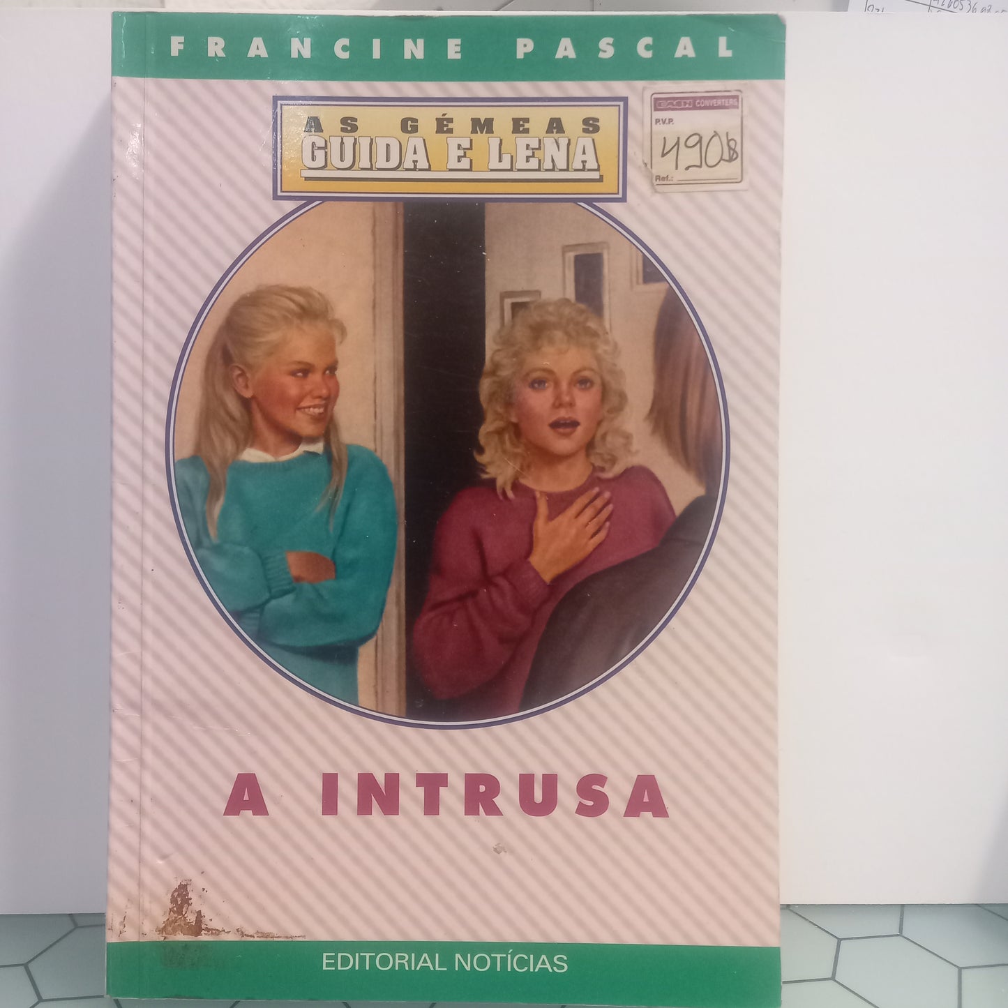 A Intrusa (Bom Estado)