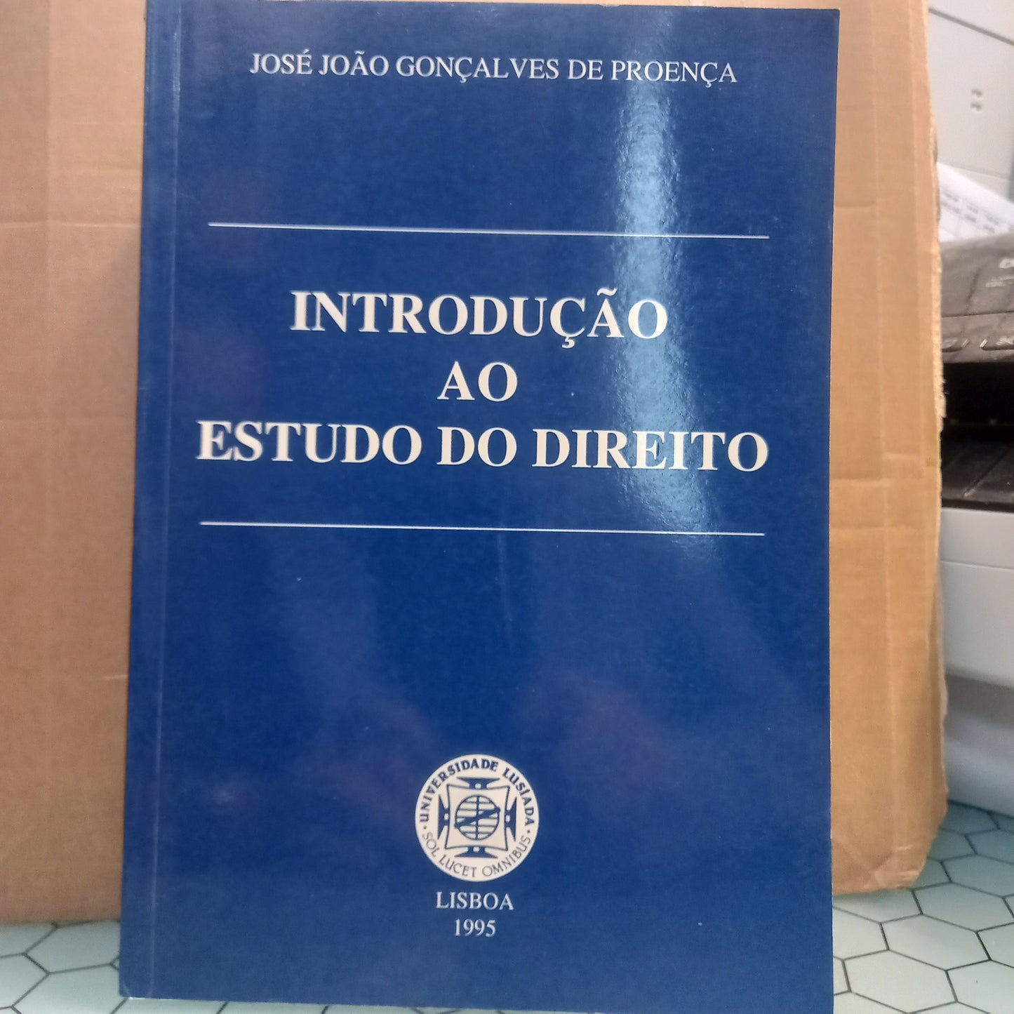 Introdução ao Estudo do Direito (Bom Estado com dedicatoria)