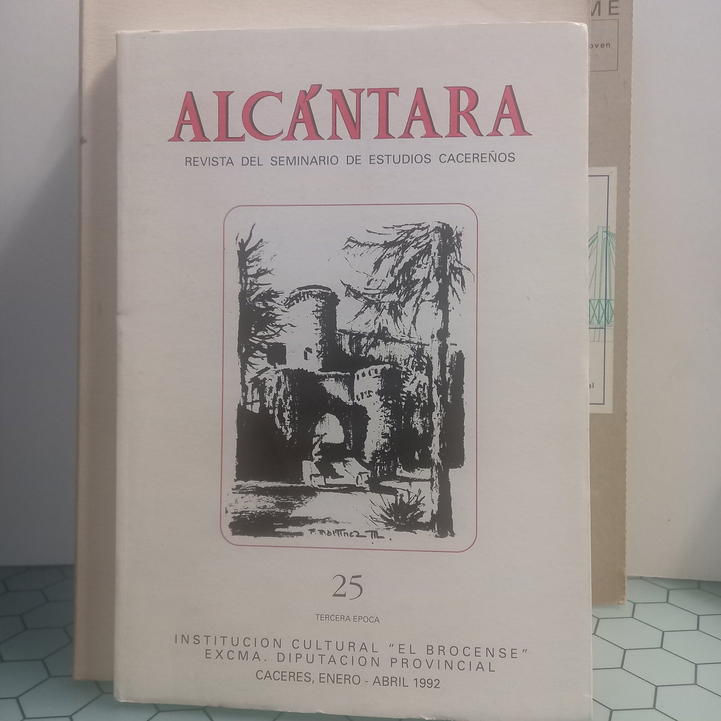 Alcantara 25 Revista del Seminario de Estudios Cacerenos (Bom Estado)