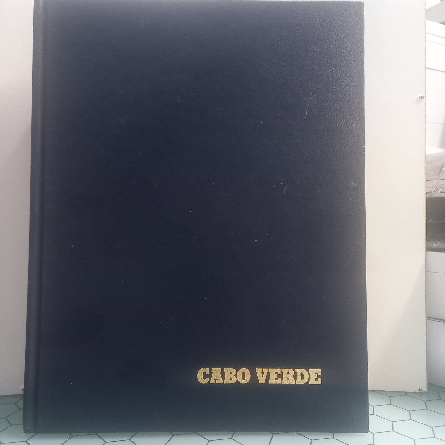 Cabo Verde Dez Anos de Desenvolvimento (Muito Bom Estado)
