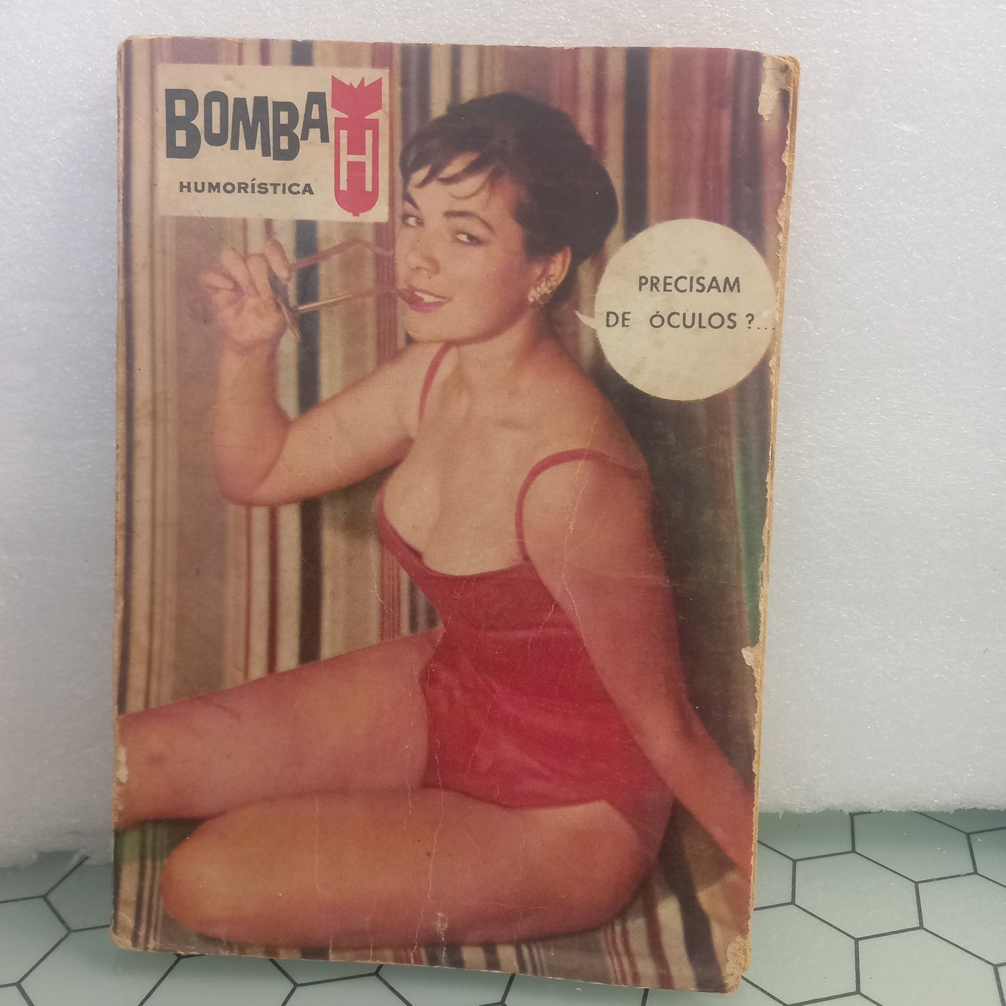 Bomba Humorística H (Envelhecido)