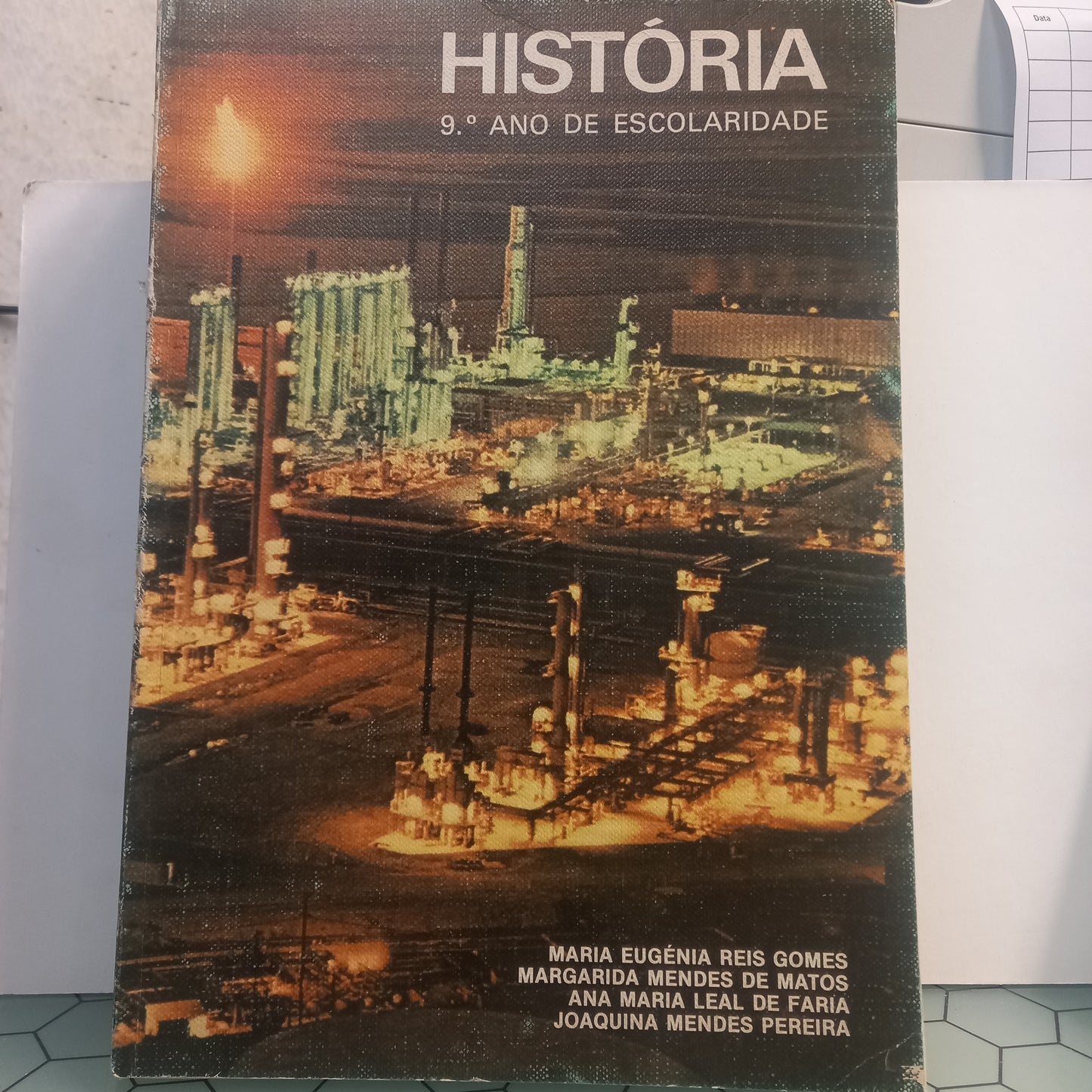 História 9º Ano de Escolariedade (Bom Estado)