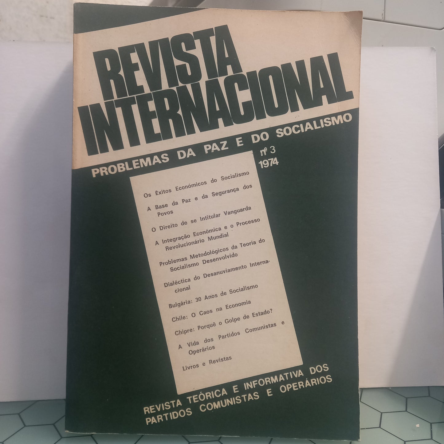 Revista Internacional Problemas da Paz e do Socialismo 3 de 1974 (Bom Estado)