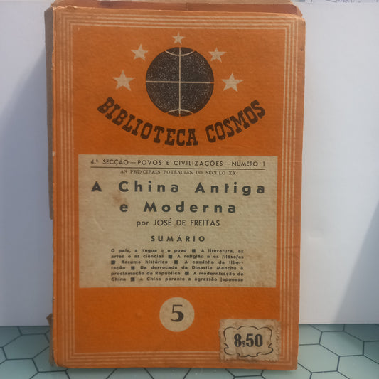 A China Antiga e Moderna (Envelhecido)