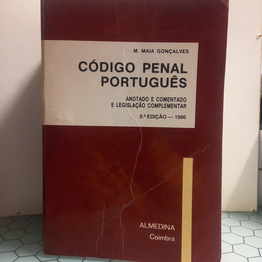 Código Penal Português 1996 (Usado)