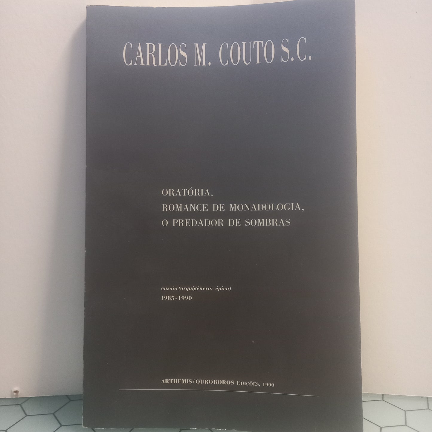Oratória Romance de Monadologia, o Predador das Sombras (Como Novo)