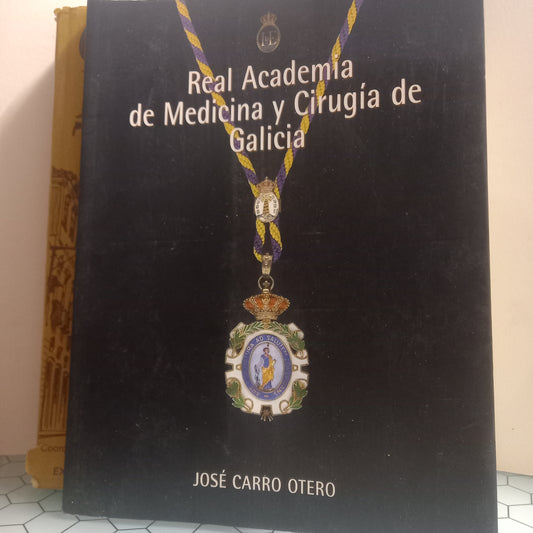 Real Academia de Medicina y Cirurgia de Galicia (Bom Estado)