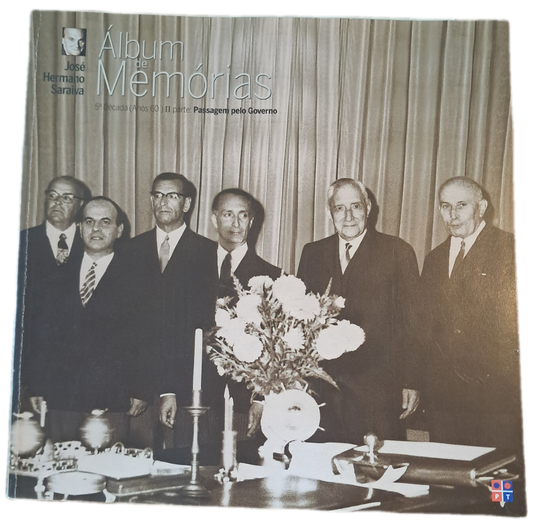 Álbum de Memórias 5ª Década (Anos 60) II Parte Passagem pelo Governo (Como Novo)