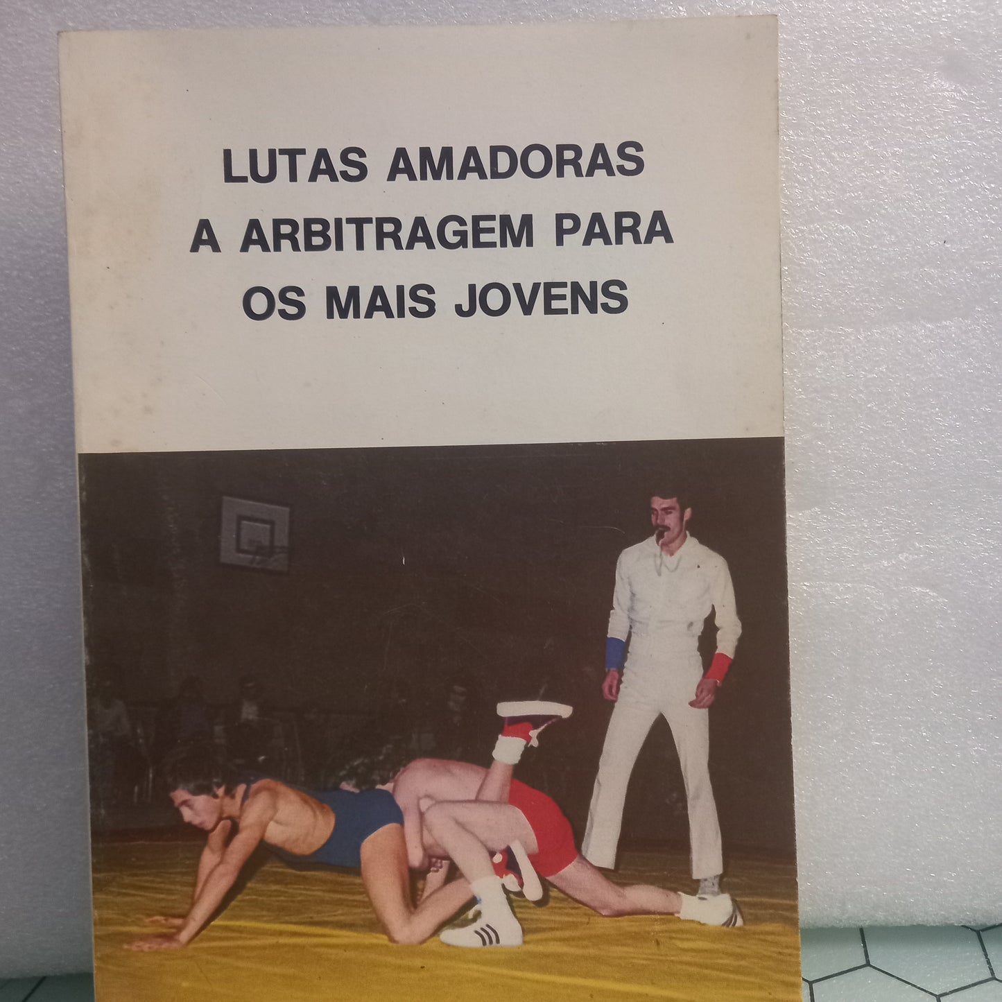 Lutas Amadoras A Arbitragem para os Mais Jovens (Usado)