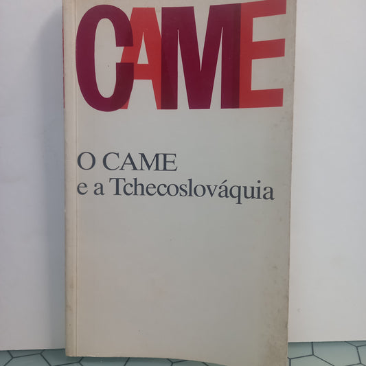 O Came e a Tchecoslováquia (Usado)