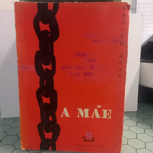 A Mãe (Envelhecido)